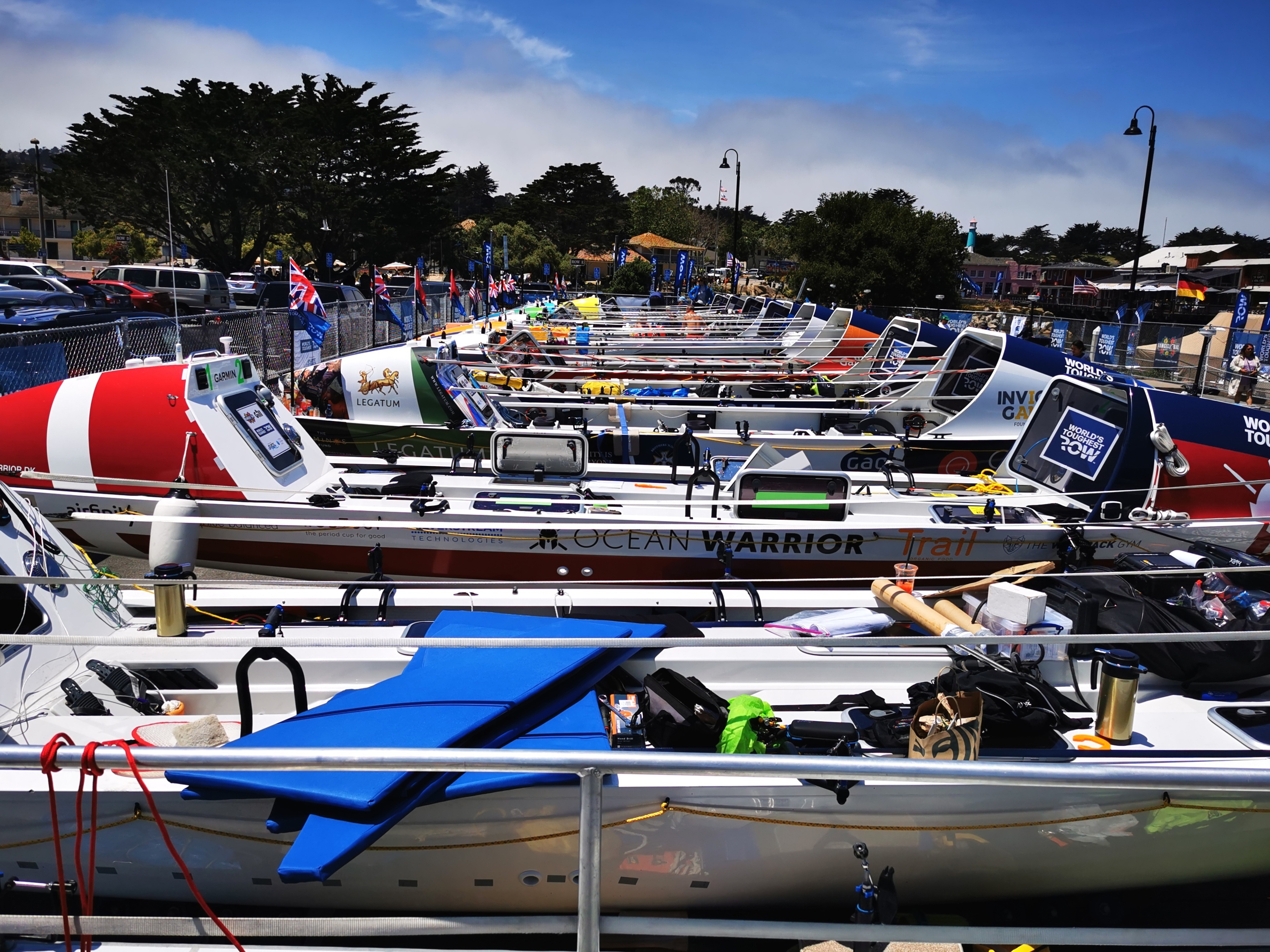 13 Boote und eine LADY